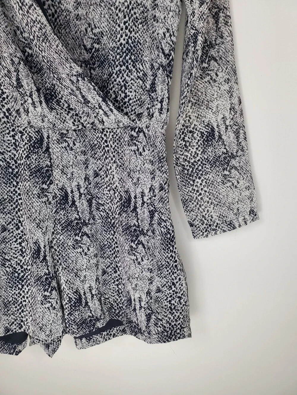 NWT W118 By Walter Baker Size S Grey Reptile Margot Romper